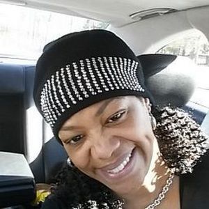 Meet your Posher, Shandra